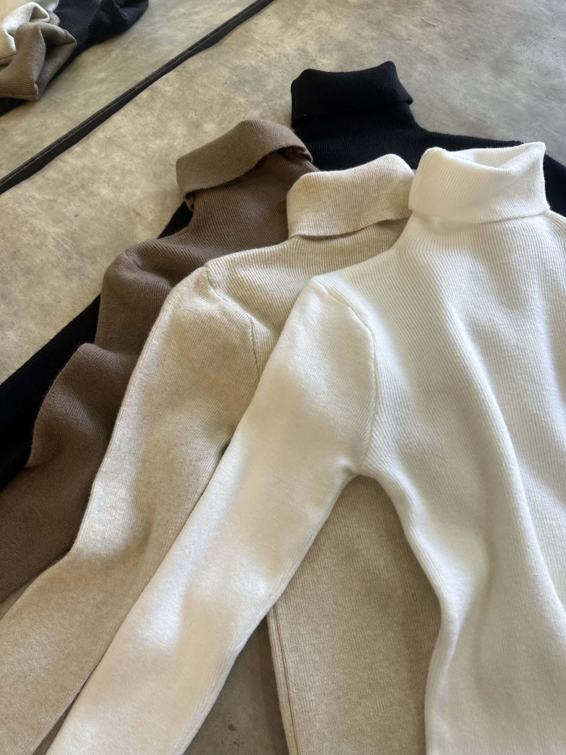 POLERA CUELLO 2342