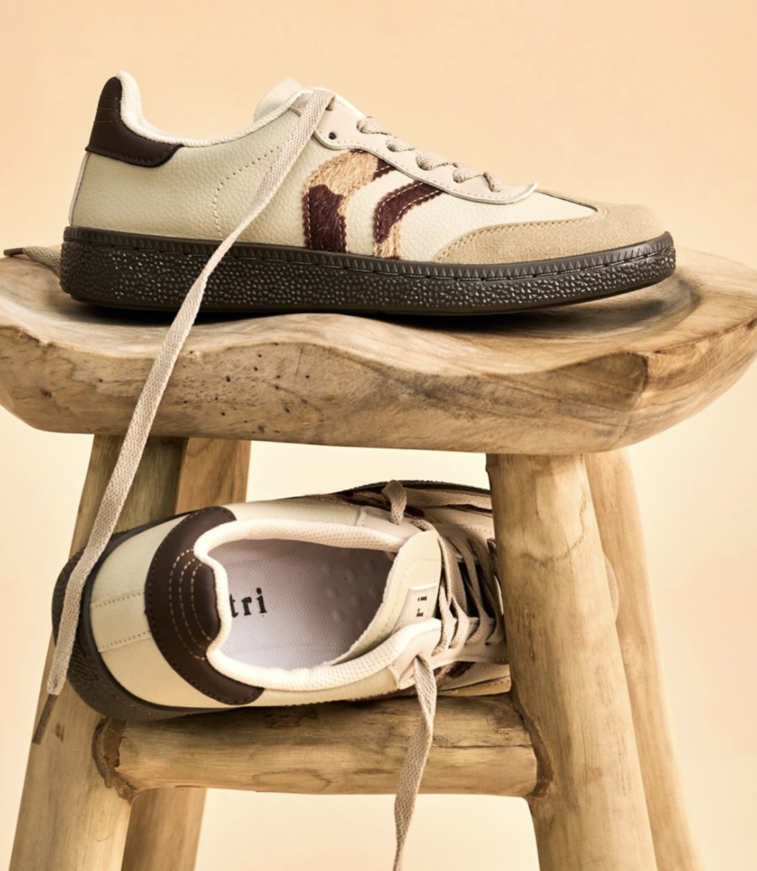 Basic retro beige